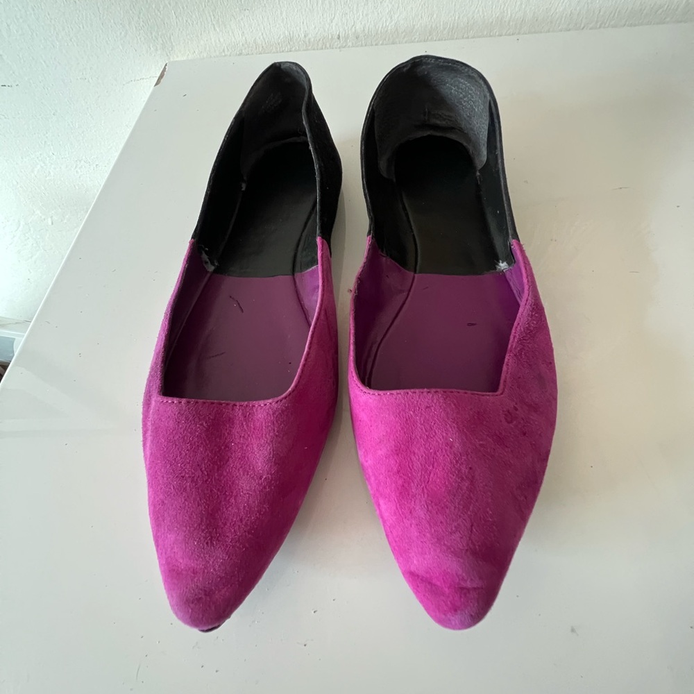 Magenta & Black color block Women's Loafers